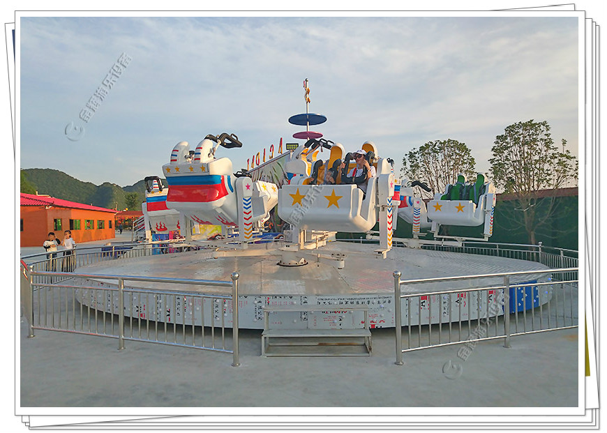 河南許昌購(gòu)買(mǎi)兒童碰碰車(chē)、自控飛機(jī)等游樂(lè)設(shè)備客戶(hù)案例